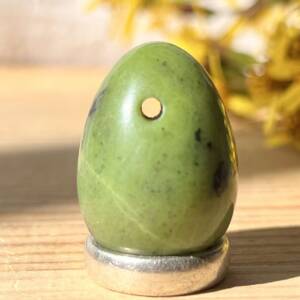 green jade yoni egg