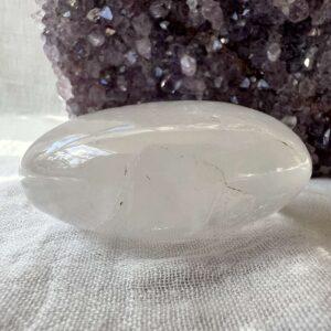 large clear quartz tumblestone