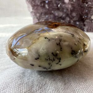 dendritic jasper tumblestone