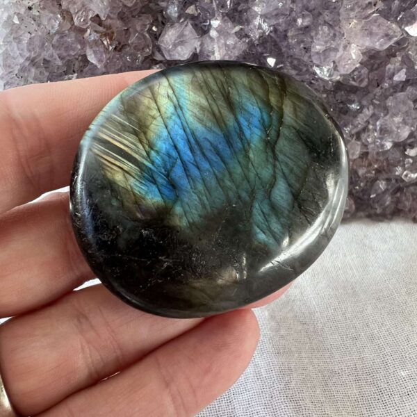 labradorite tumblestone