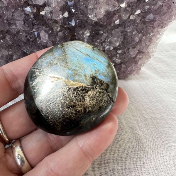 labradorite tumblestone