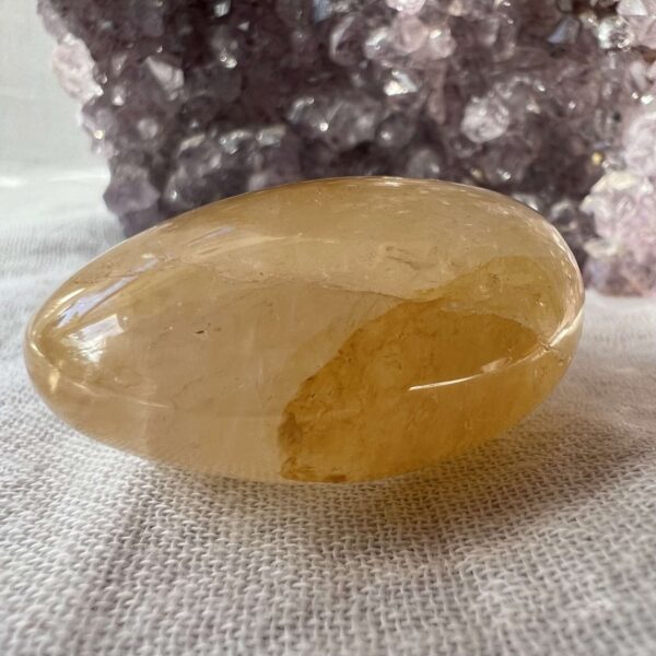 large golden quartz tumblestone