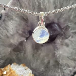 moonstone pendant round cut cabochon gemstone feldspar polished necklace