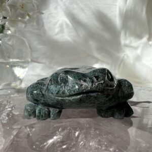 moss agate frog carved statue home decor natural mineral heart chakra throat chakra energy change crystal