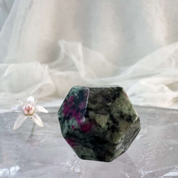 ruby zoisite geometric shape red corundum in tanzanite