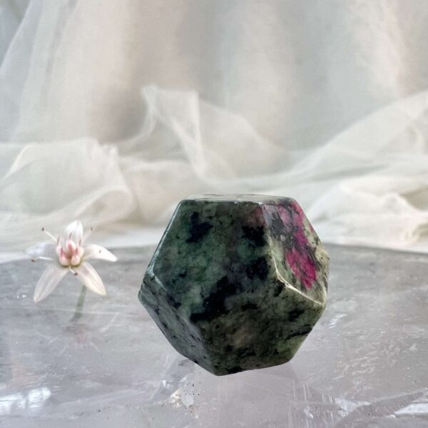 ruby zoisite geometric shape red corundum in tanzanite