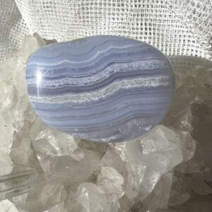 blue lace agate palmstone