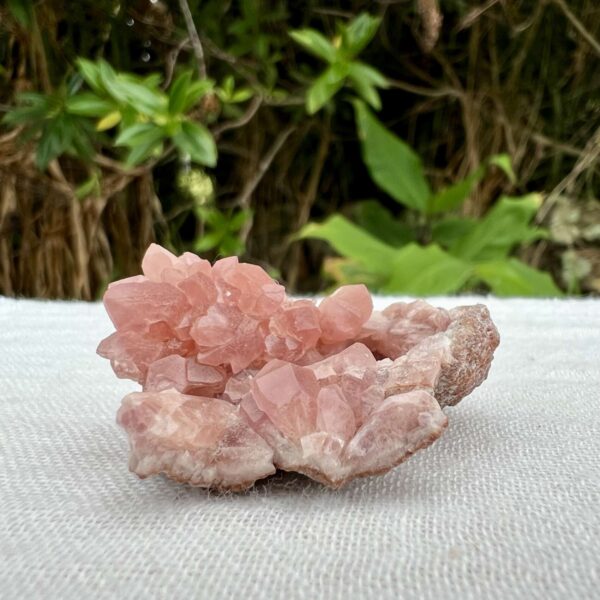 pink amethyst cluster Argentina natural pink quartz home decoration crystal sahasrara anahata crown heart chakra online crystal shop Aotearoa natural healing