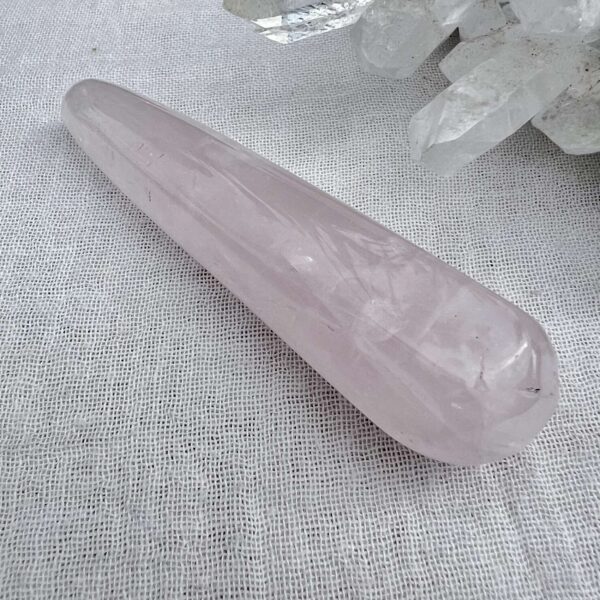 Rose quartz massage wand - Image 3