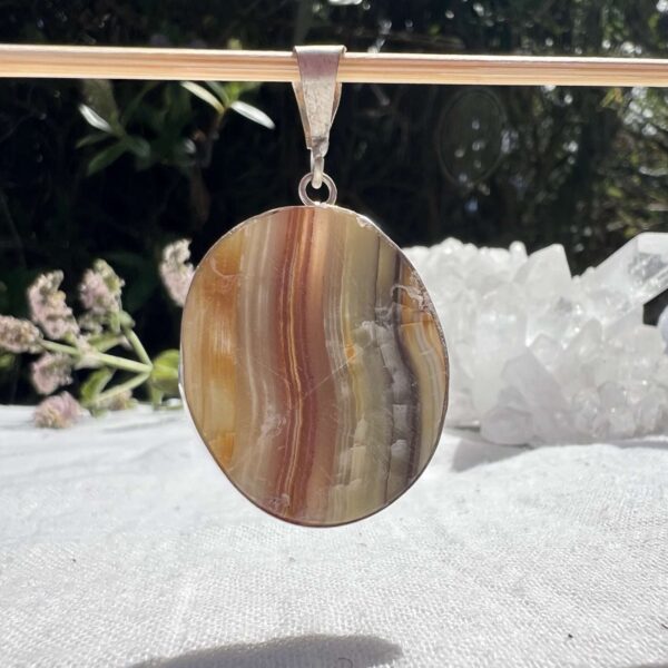 Banded calcite pendant - Image 2