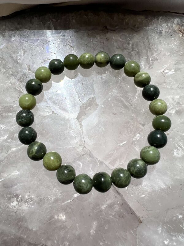 nephrite jade bracelet 8 mm beads crystal jewellery