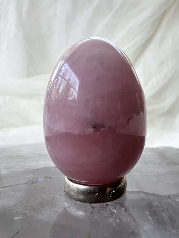 Rose quartz yoni egg - Image 3